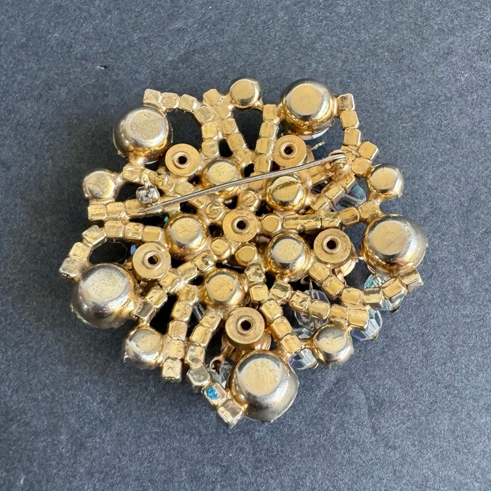 Vintage Juliana Cha Cha Brooch Aurora Borealis Crystal Rhinestone Pin Iridescent - Picture 9 of 12